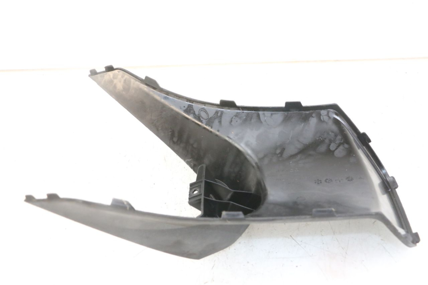 photo de UNTER SITZ VERKLEIDUNG KYMCO DINK 4T 50 (2007 - 2018) - Zoom auf Gebrauchszustand