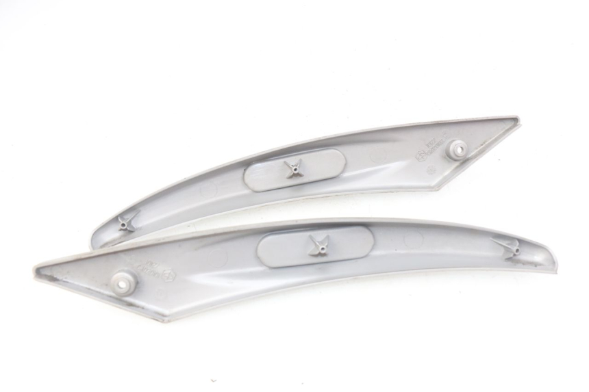 photo de SITZBANKABDECKUNG PIAGGIO LIBERTY 4T 50 (2004 - 2008) - Zoom auf Gebrauchszustand