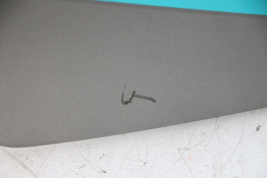 photo de UNTER SITZ VERKLEIDUNG YAMAHA NEO'S CORE 1 (2022 - 2026) - Alternative Perspektive