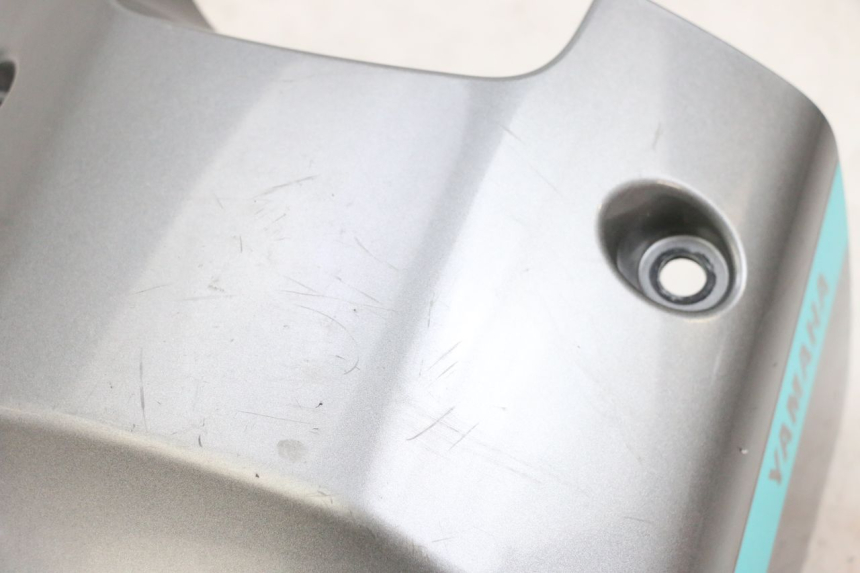 photo de UNTER SITZ VERKLEIDUNG YAMAHA NEO'S CORE 1 (2022 - 2026) - Details der Befestigungspunkte