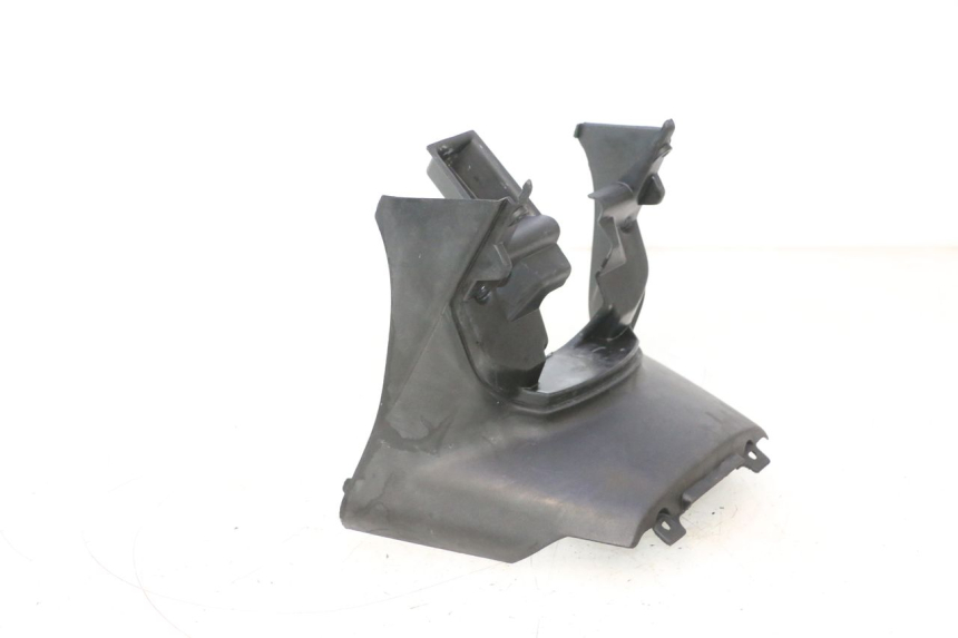 photo de UNTER SITZ VERKLEIDUNG MBK NITRO 50 (2004 - 2008) - Details der Befestigungspunkte