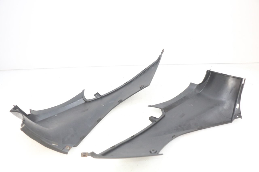 photo de SITZBANKABDECKUNG MBK OVETTO 2T 50 (2007 - 2017) - Technische Nahaufnahme