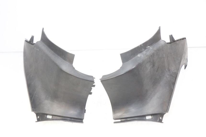 photo de SITZBANKABDECKUNG MBK OVETTO 2T 50 (2007 - 2017) - Oberflächenzustand und Material