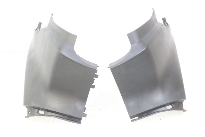 photo de SITZBANKABDECKUNG MBK OVETTO 2T 50 (2007 - 2017) - Oberflächenzustand und Material