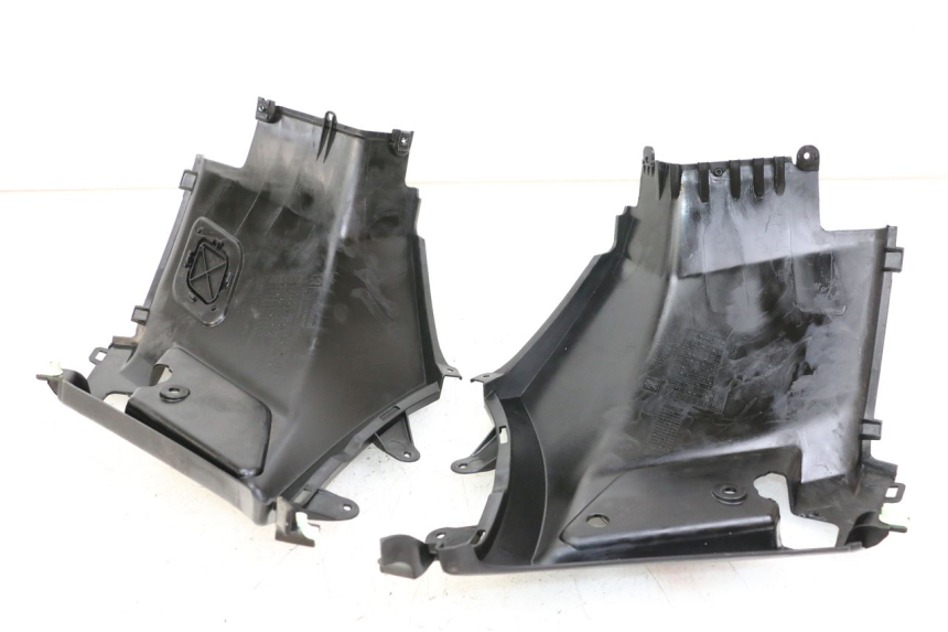 photo de SITZBANKABDECKUNG PEUGEOT KISBEE 4T 50 (2018 - 2022) - Alternative Perspektive