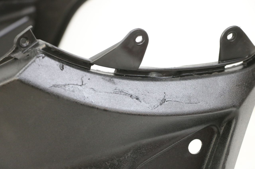 photo de UNTER SITZ VERKLEIDUNG PEUGEOT STREETZONE 4T 50 (2018 - 2023) - Oberflächenzustand und Material