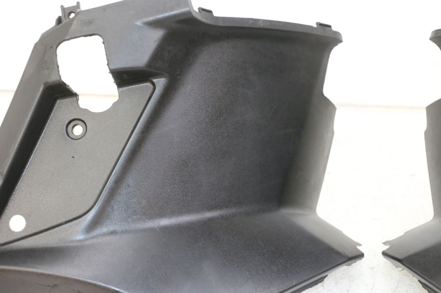 photo de UNTER SITZ VERKLEIDUNG PEUGEOT STREETZONE 4T 50 (2018 - 2023) - Geprüftes Gebrauchtteil