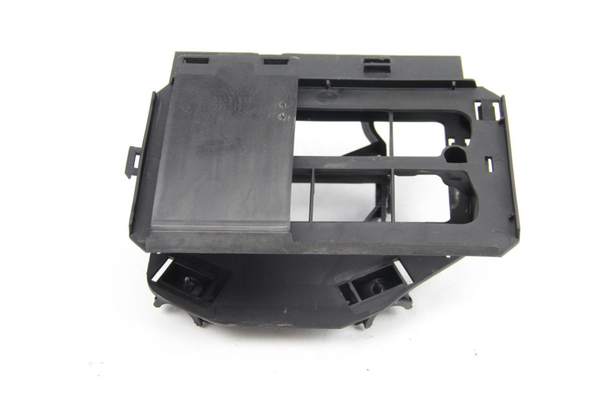 photo de UNTER SITZ VERKLEIDUNG BMW R GS 1200 (2005 - 2007) - Detailansicht des Bauteils