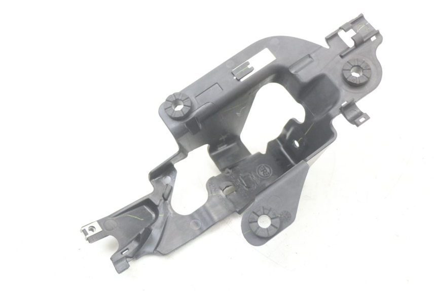 photo de UNTER SITZ VERKLEIDUNG ROYAL ENFIELD CONTINENTAL GT 650 (2019 - 2024) - Hauptansicht