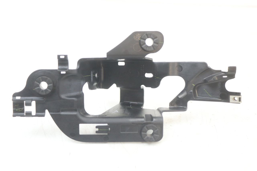 photo de UNTER SITZ VERKLEIDUNG ROYAL ENFIELD CONTINENTAL GT 650 (2019 - 2024) - Detailansicht des Bauteils