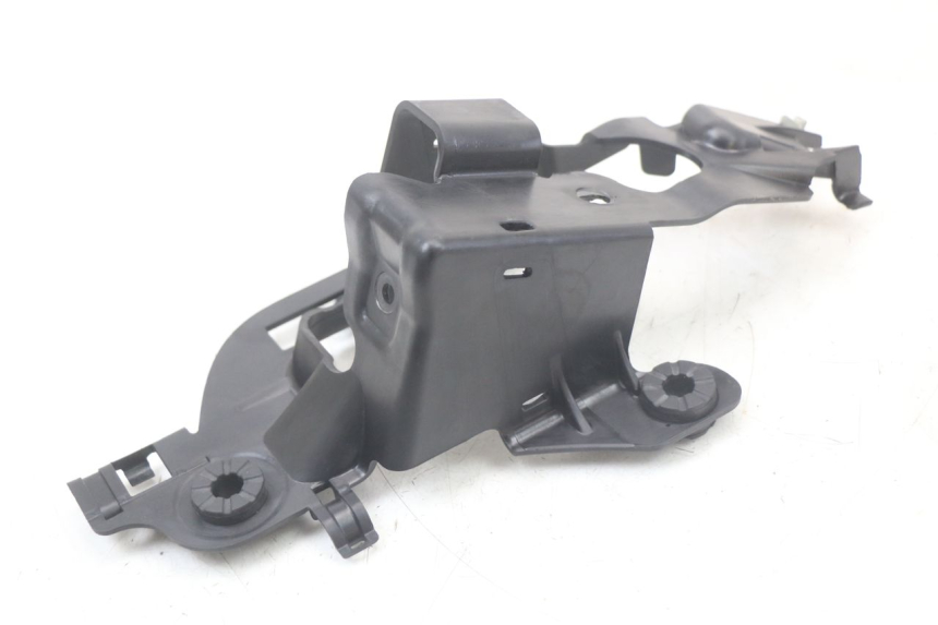 photo de UNTER SITZ VERKLEIDUNG ROYAL ENFIELD CONTINENTAL GT 650 (2019 - 2024) - Technische Nahaufnahme