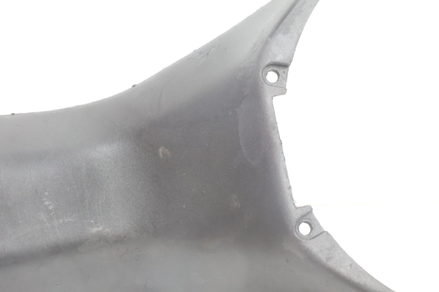photo de UNTER SITZ VERKLEIDUNG GILERA RUNNER SP 50 (2002 - 2004) - Alternative Perspektive