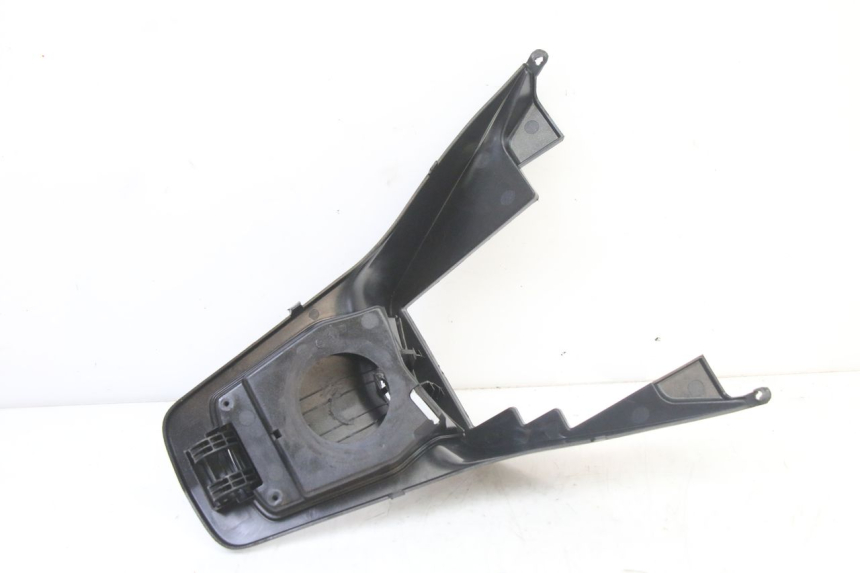 photo de UNTER SITZ VERKLEIDUNG PEUGEOT SATELIS 125 (2013 - 2018) - Oberflächenzustand und Material