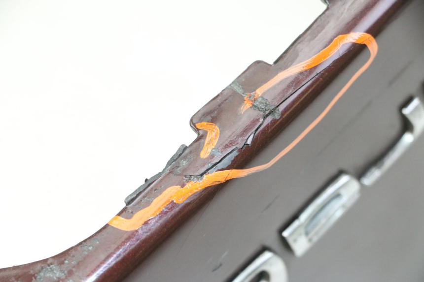 photo de UNTER SITZ VERKLEIDUNG APRILIA SCARABEO GT TOURING 125 (1999 - 2005) - Details der Befestigungspunkte