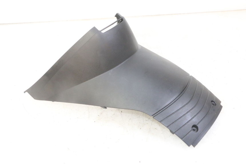 photo de UNTER SITZ VERKLEIDUNG APRILIA SR 2T 50 (2018 - 2022) - Kennzeichnungen und Originalreferenzen