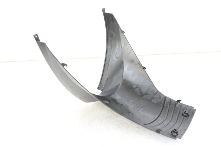 photo de UNTER SITZ VERKLEIDUNG APRILIA SR MOTARD 50 (2012 - 2018) - Detailansicht des Bauteils