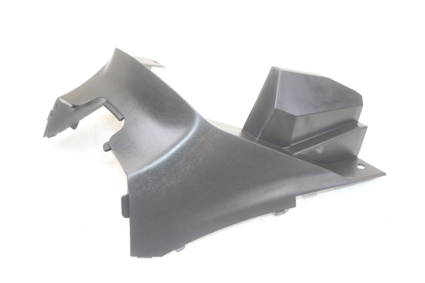 photo de UNTER SITZ VERKLEIDUNG SUZUKI BURGMAN 125 (2018 - 2021) - Technische Nahaufnahme