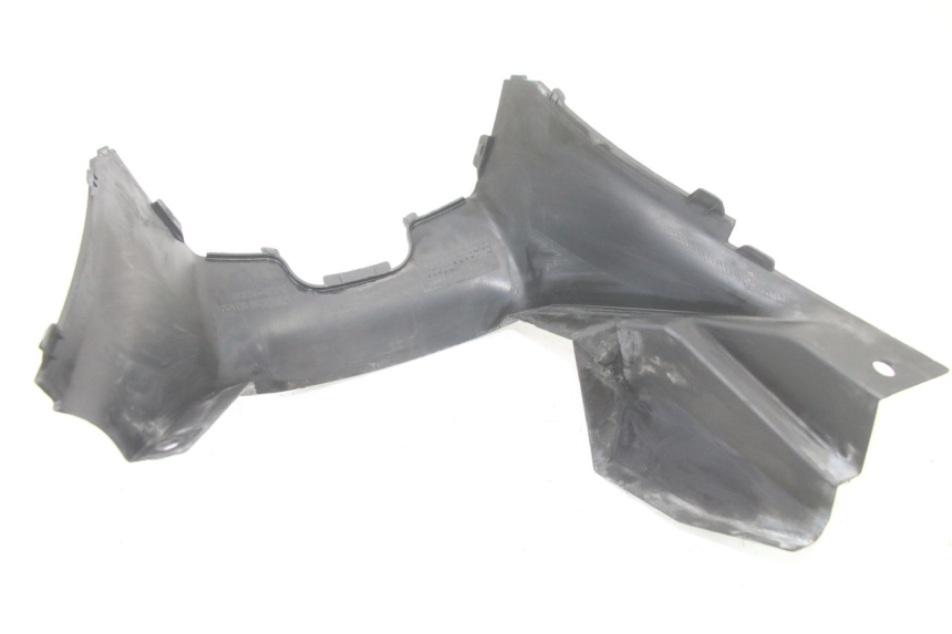 photo de UNTER SITZ VERKLEIDUNG SUZUKI BURGMAN 125 (2015 - 2017) - Technische Nahaufnahme