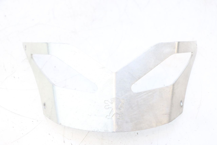 photo de UNTER SITZ VERKLEIDUNG PEUGEOT TREKKER 50 (1995 - 2004) - Fokus auf die Struktur