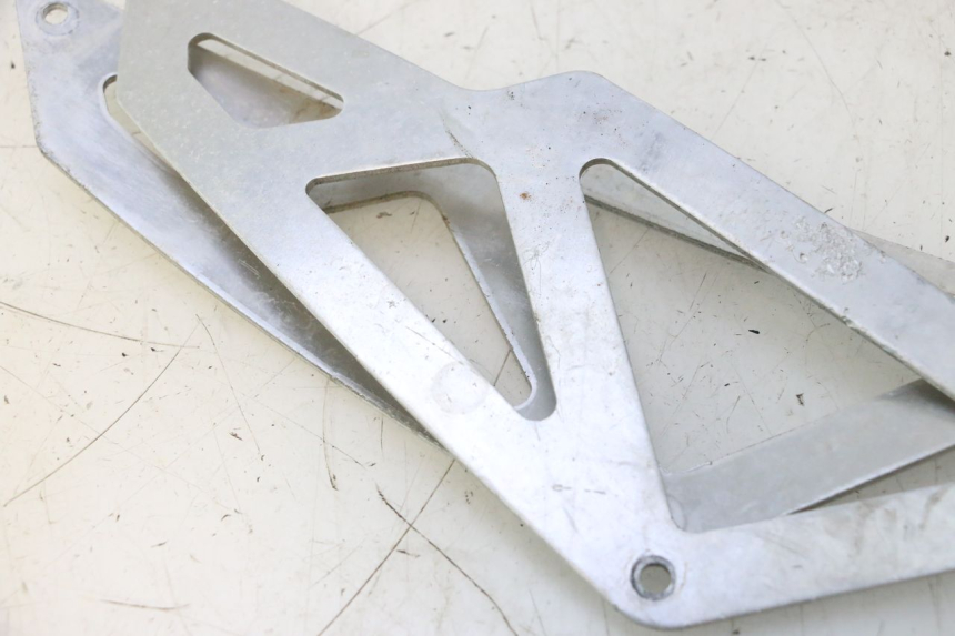photo de UNTER SITZ VERKLEIDUNG PEUGEOT TREKKER 50 (1995 - 2004) - Technische Nahaufnahme