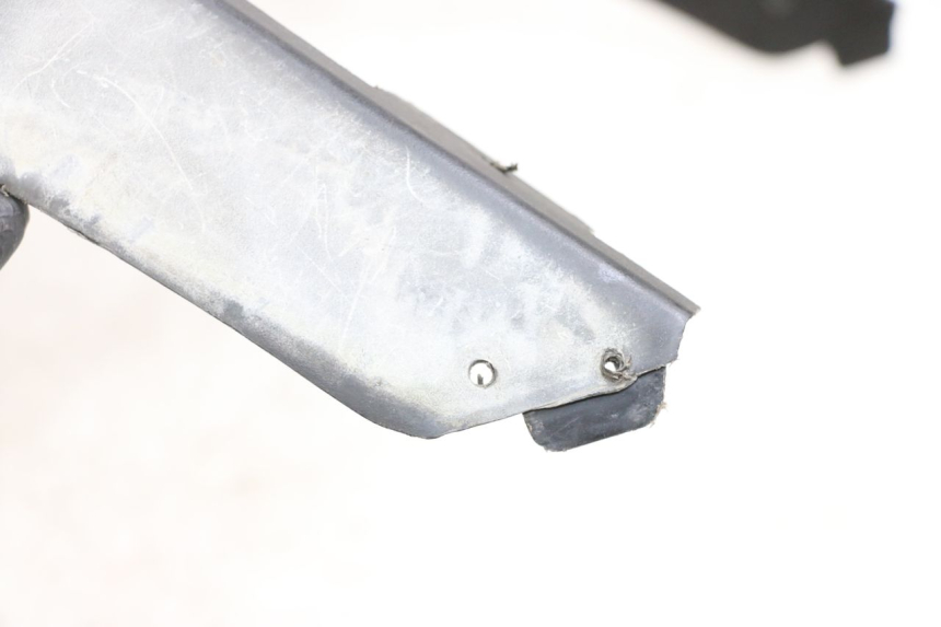 photo de UNTER SITZ VERKLEIDUNG PIAGGIO TYPHOON 50 (2000 - 2009) - Zoom auf Gebrauchszustand