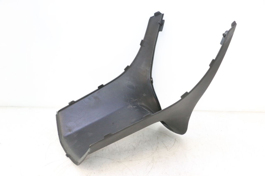 photo de UNTER SITZ VERKLEIDUNG PIAGGIO TYPHOON 50 (2000 - 2009) - Detailansicht des Bauteils