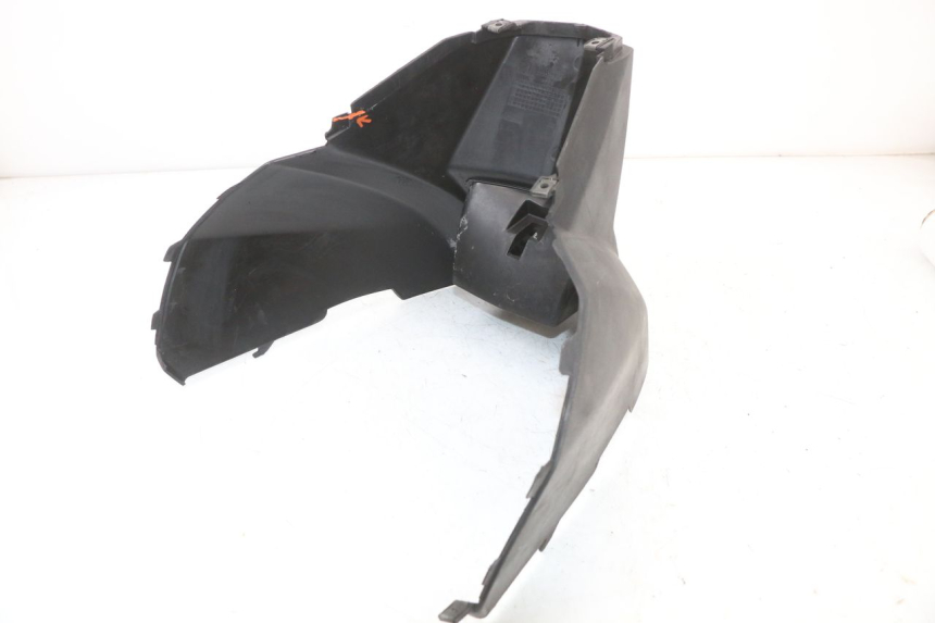 photo de SITZBANKABDECKUNG PEUGEOT VIVACITY NEW 4T 50 (2008 - 2017) - Details der Befestigungspunkte