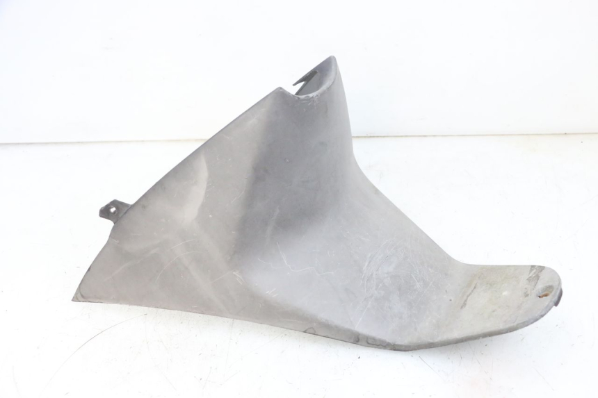 photo de UNTER SITZ VERKLEIDUNG PEUGEOT VIVACITY 100 (1999 - 2008) - Details der Befestigungspunkte