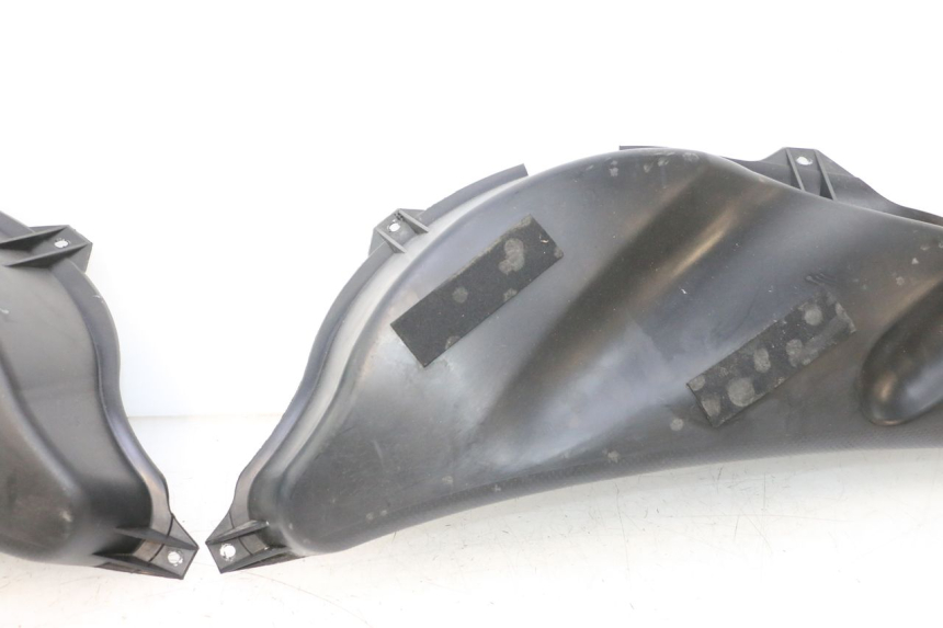 photo de UNTER SITZ VERKLEIDUNG YAMAHA WAVE RUNNER GP R 1200 (2000 - 2003) - Gesamtansicht des Produkts