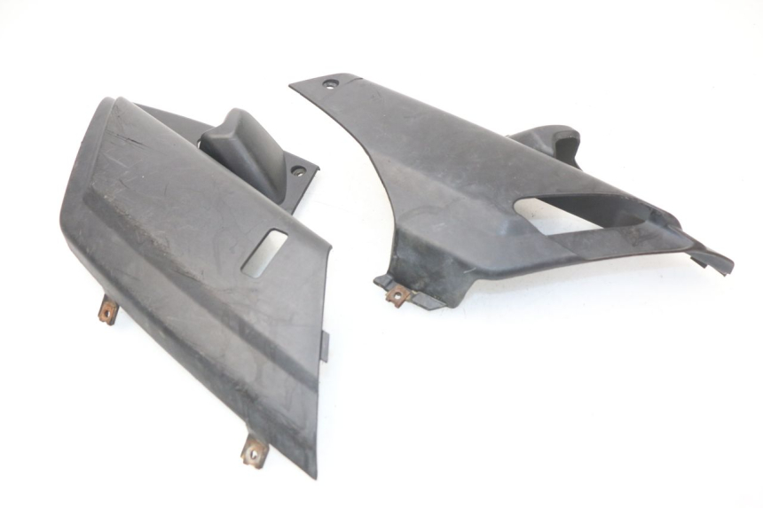 photo de SITZBANKABDECKUNG YAMAHA XMAX X-MAX 125 (2006 - 2009) - Detailansicht des Bauteils