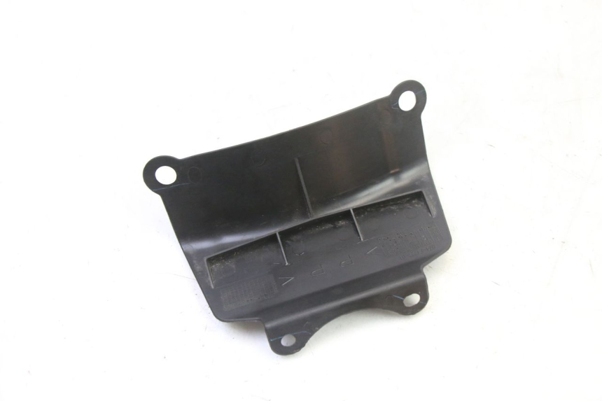 photo de UNTER SITZ VERKLEIDUNG YAMAHA XMAX X-MAX 125 (2021 - 2025) - Alternative Perspektive