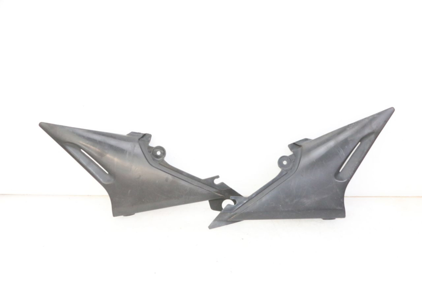 photo de UNTER SITZ VERKLEIDUNG YAMAHA XJN DIVERSION 600 (2000 - 2003) - Hauptansicht