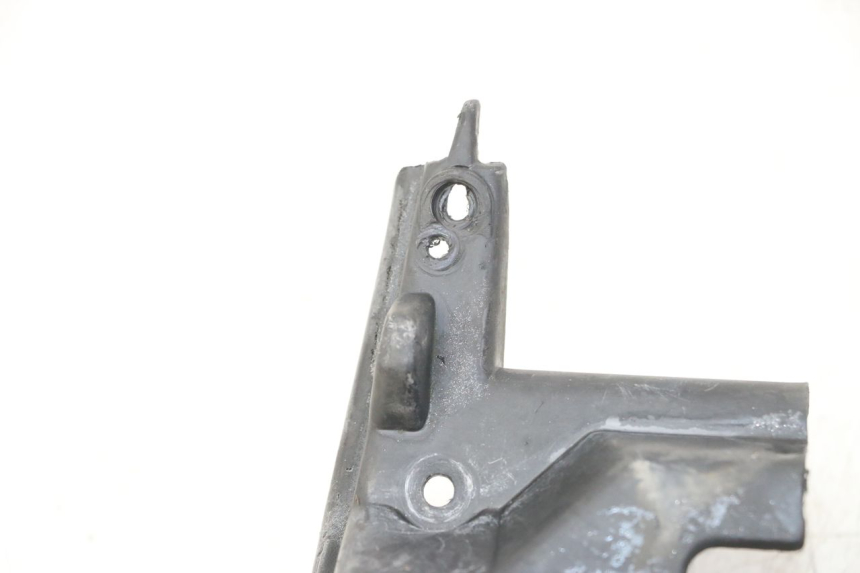 photo de UNTER SITZ VERKLEIDUNG YAMAHA AEROX 50 (1997 - 2006) - Technische Nahaufnahme