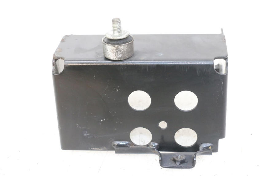 photo de UNTER SITZ VERKLEIDUNG YAMAHA XJ6 ABS 600 (2008 - 2016) - Zoom auf Gebrauchszustand