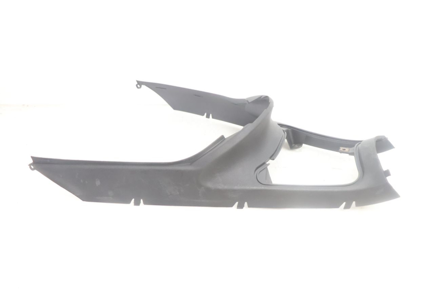 photo de UNTER SITZ VERKLEIDUNG YAMAHA YP MAJESTY 125 (2007 - 2010) - Zoom auf Gebrauchszustand