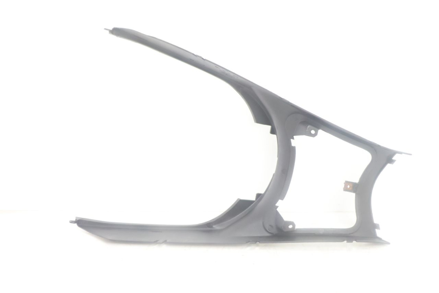 photo de UNTER SITZ VERKLEIDUNG YAMAHA YP MAJESTY 125 (2007 - 2010) - Oberflächenzustand und Material