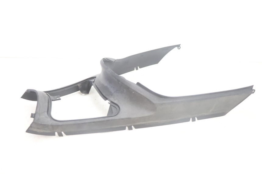 photo de UNTER SITZ VERKLEIDUNG YAMAHA YP MAJESTY 125 (2002 - 2006) - Alternative Perspektive