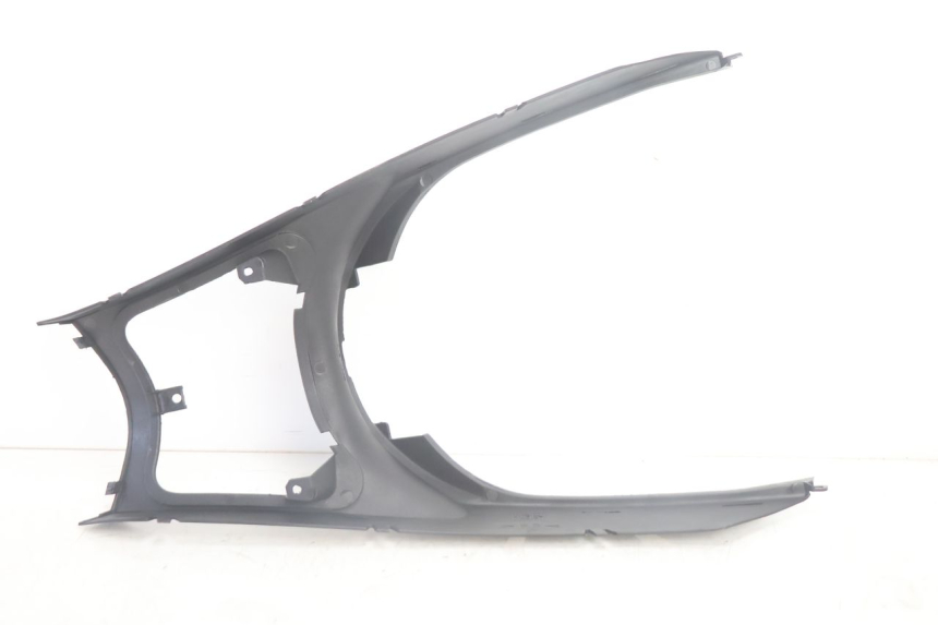 photo de UNTER SITZ VERKLEIDUNG YAMAHA YP MAJESTY 125 (2002 - 2006) - Details der Befestigungspunkte
