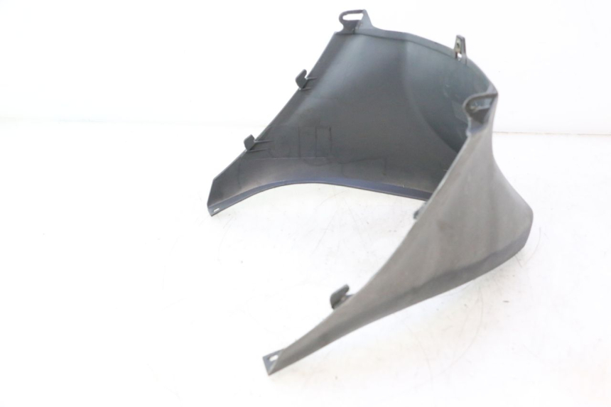 photo de UNTER SITZ VERKLEIDUNG PIAGGIO ZIP 4T 50 (2006 - 2017) - Detailansicht des Bauteils