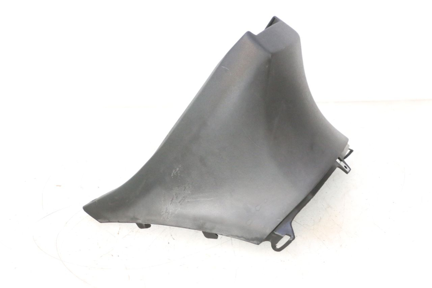 photo de UNTER SITZ VERKLEIDUNG PIAGGIO ZIP IGET 4T 50 (2021 - 2023) - Oberflächenzustand und Material