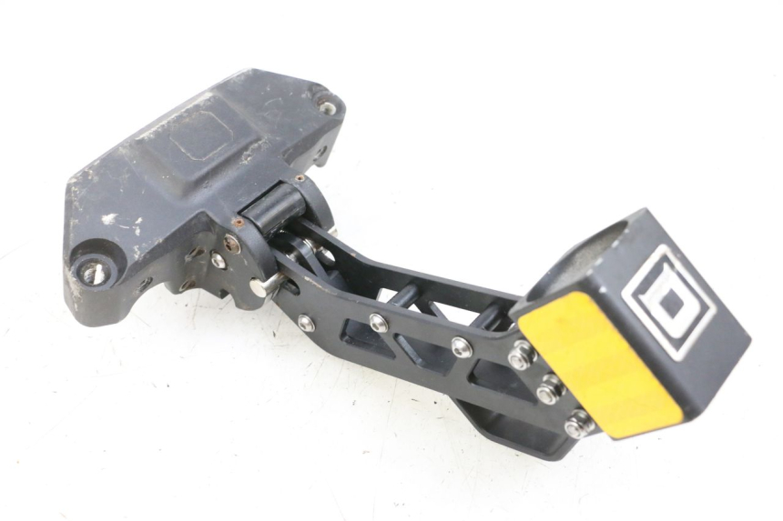 photo de RAHMEN DUALTRON MINI SPECIAL 1 - Details der Befestigungspunkte