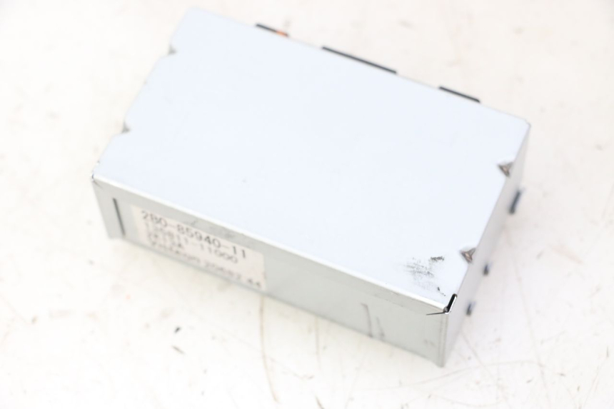 photo de ABS-STEUERGERäT YAMAHA TDM ABS 900 (2002 - 2014) - Details der Befestigungspunkte