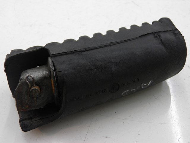 photo de FUSSRASTEN HINTEN RECHT APRILIA LEONARDO ST 250 (2002 - 2005) - Alternative Perspektive