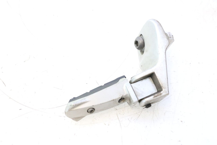 photo de FUSSRASTEN HINTEN RECHT BMW C1 125 (2000 - 2003) - Zoom auf Gebrauchszustand
