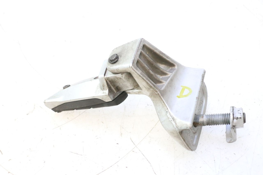 photo de FUSSRASTEN HINTEN RECHT BMW C1 125 (2000 - 2003) - Alternative Perspektive