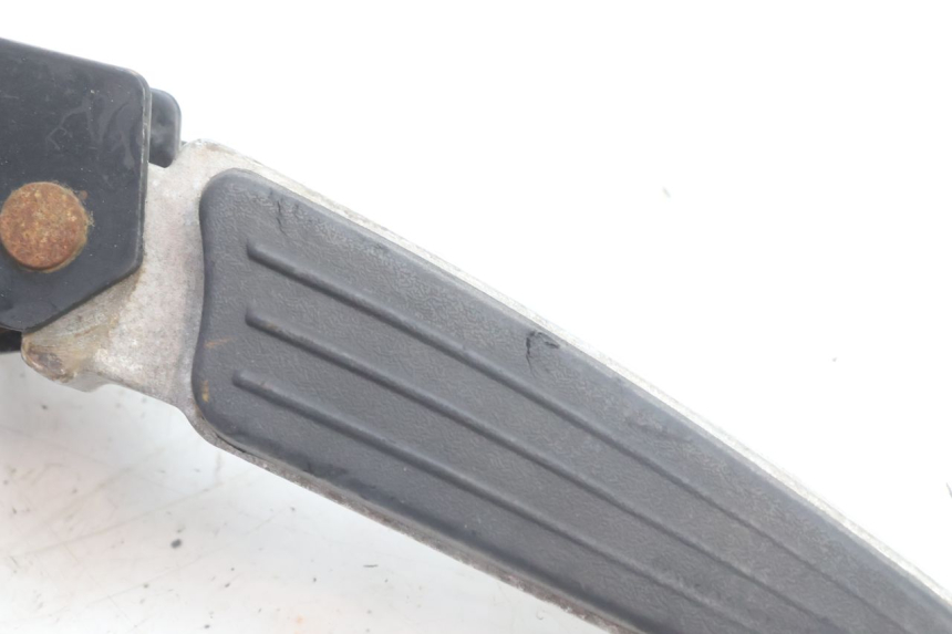 photo de FUSSRASTEN HINTEN RECHT PEUGEOT CITYSTAR 2T 50 (2018 - 2021) - Detailansicht des Bauteils
