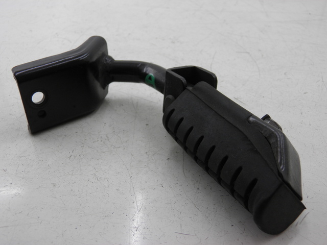 photo de FUSSRASTEN HINTEN RECHT DAELIM S2 FI 125 (2008 - 2017) - Detailansicht des Bauteils