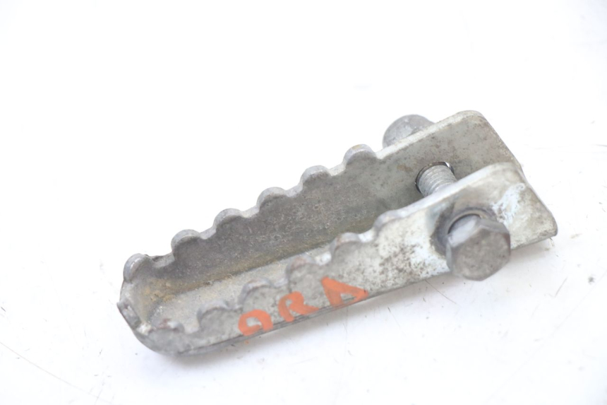 photo de FUSSRASTEN HINTEN RECHT DERBI SENDA R X-TREME 50 (2006 - 2010) - Zoom auf Gebrauchszustand