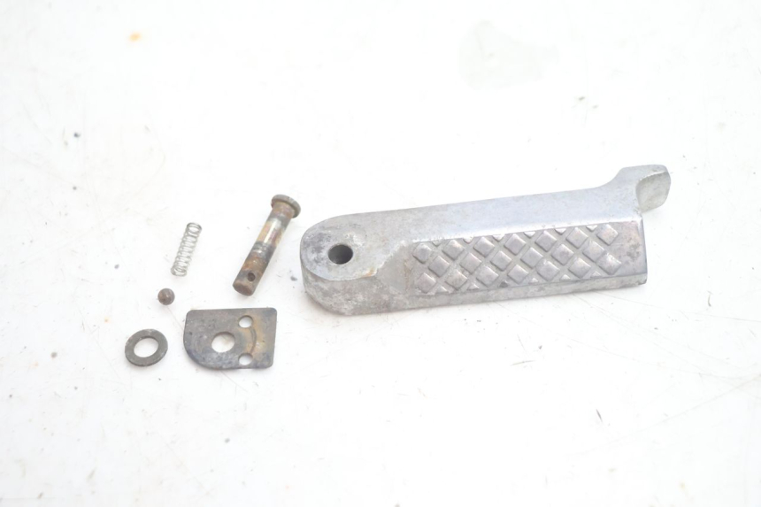 photo de FUSSRASTEN HINTEN RECHT CF MOTO E-CHARM 125 (2005 - 2008) - Hauptansicht