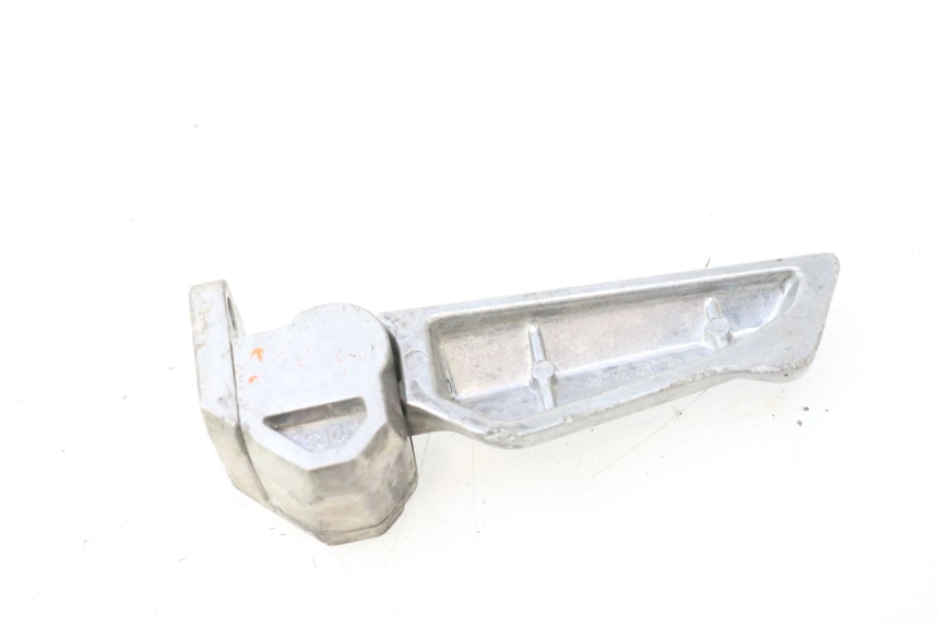 photo de FUSSRASTEN HINTEN RECHT JM MOTORS F45i 4T 50 (2020 - 2023) - Alternative Perspektive